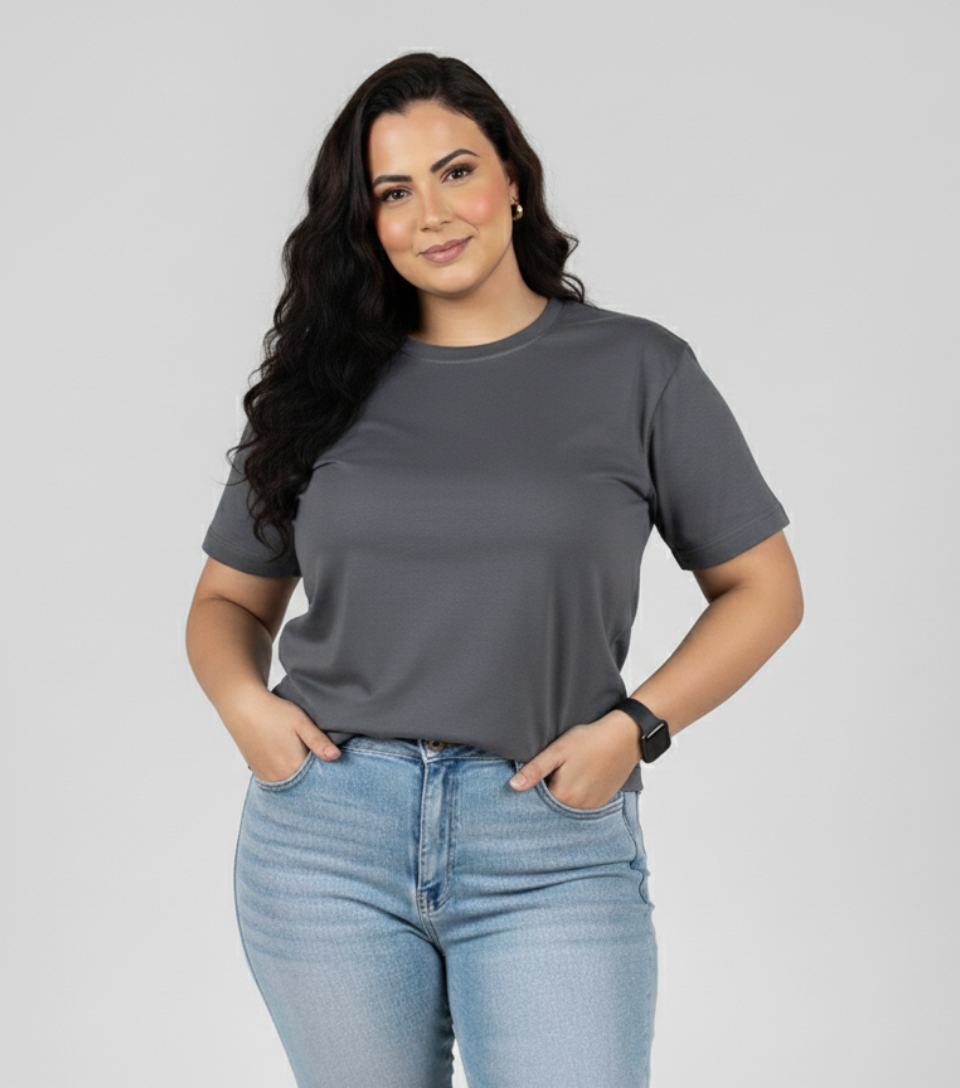 T-Shirt Feminina Plus Size Algodão Premium | Caimento Exclusivo e Conforto Inclusivo