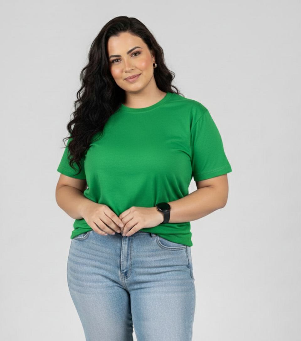 T-Shirt Feminina Plus Size Algodão Premium | Caimento Exclusivo e Conforto Inclusivo